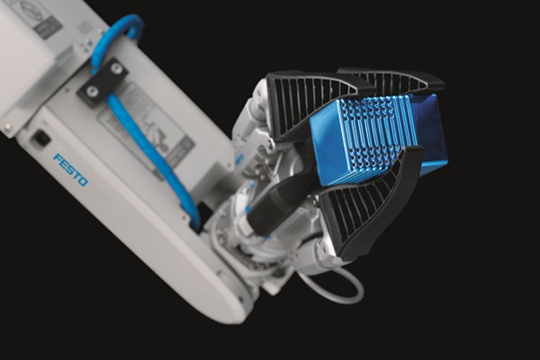 White paper: GripperAI – Making bin picking future-proof.
